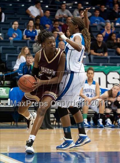 Thumbnail 1 in Bishop's vs La Jolla Country Day (CIF SDS D4 Final) photogallery.