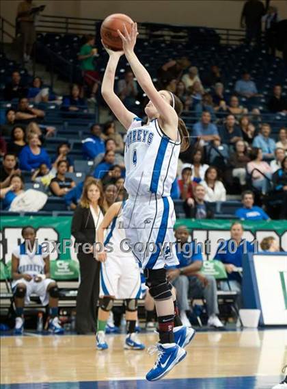 Thumbnail 3 in Bishop's vs La Jolla Country Day (CIF SDS D4 Final) photogallery.