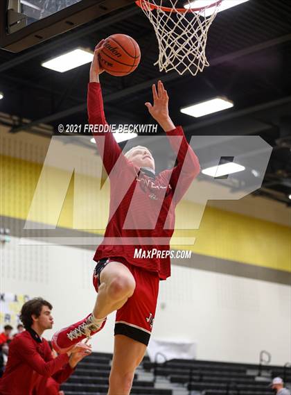 Thumbnail 3 in Lovejoy @ Denison photogallery.