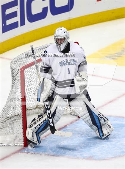 Thumbnail 2 in Valor Christian vs. Regis Jesuit (CHSAA Frozen Four) photogallery.