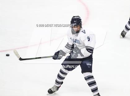 Thumbnail 2 in Valor Christian vs. Regis Jesuit (CHSAA Frozen Four) photogallery.