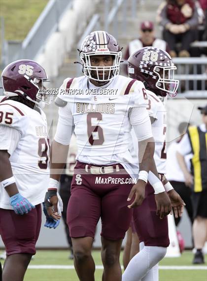 Thumbnail 1 in Summer Creek vs. Katy (UIL 6A D2 Football Regional) photogallery.