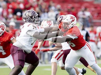 Thumbnail 2 in Summer Creek vs. Katy (UIL 6A D2 Football Regional) photogallery.