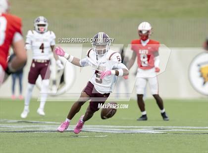 Thumbnail 2 in Summer Creek vs. Katy (UIL 6A D2 Football Regional) photogallery.