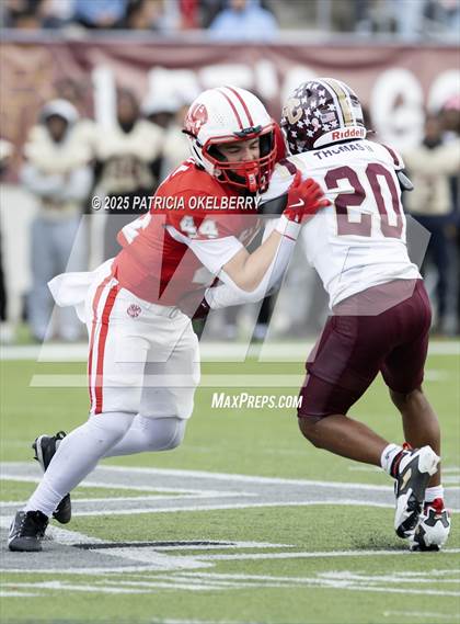 Thumbnail 1 in Summer Creek vs. Katy (UIL 6A D2 Football Regional) photogallery.