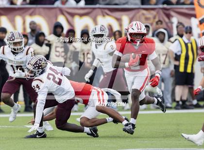 Thumbnail 3 in Summer Creek vs. Katy (UIL 6A D2 Football Regional) photogallery.