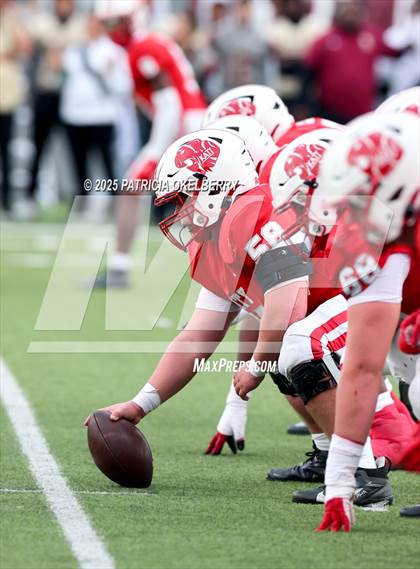 Thumbnail 3 in Summer Creek vs. Katy (UIL 6A D2 Football Regional) photogallery.