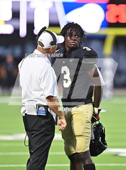 Thumbnail 3 in Cypress Park vs Cypress Ridge photogallery.
