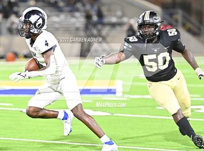 Thumbnail 1 in Cypress Park vs Cypress Ridge photogallery.