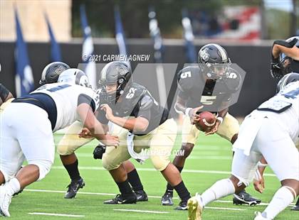 Thumbnail 3 in Cypress Park vs Cypress Ridge photogallery.