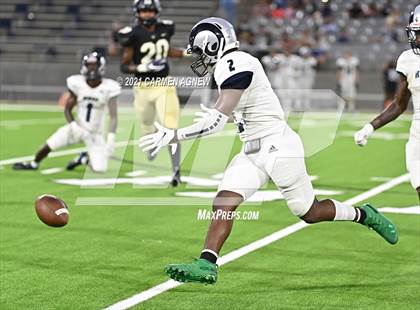 Thumbnail 2 in Cypress Park vs Cypress Ridge photogallery.