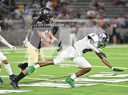 Thumbnail 3 in Cypress Park vs Cypress Ridge photogallery.