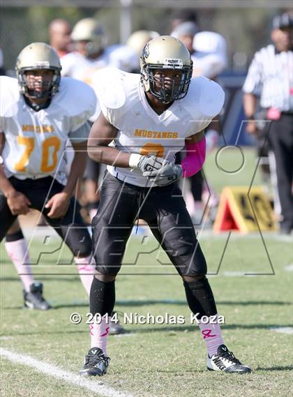 Thumbnail 3 in McAuliffe vs. Windward photogallery.
