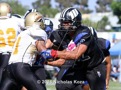 Thumbnail 2 in McAuliffe vs. Windward photogallery.