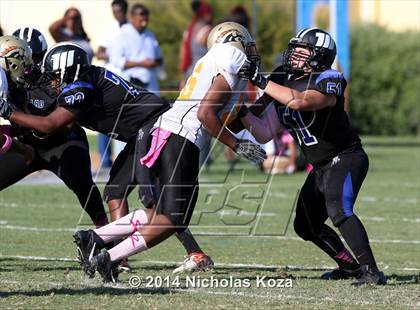 Thumbnail 2 in McAuliffe vs. Windward photogallery.