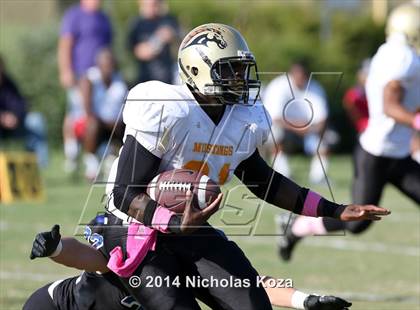 Thumbnail 3 in McAuliffe vs. Windward photogallery.
