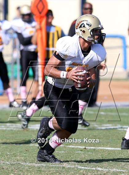 Thumbnail 2 in McAuliffe vs. Windward photogallery.