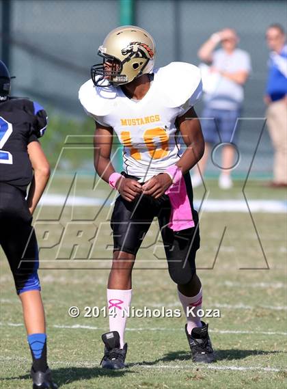 Thumbnail 3 in McAuliffe vs. Windward photogallery.