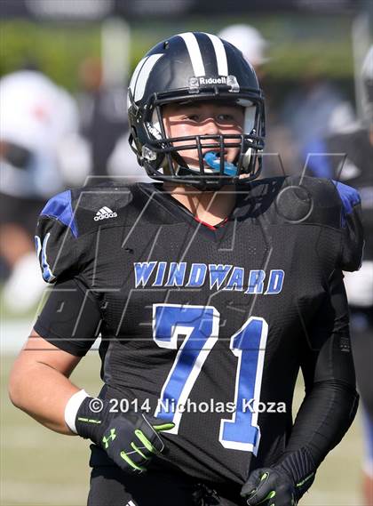Thumbnail 3 in McAuliffe vs. Windward photogallery.