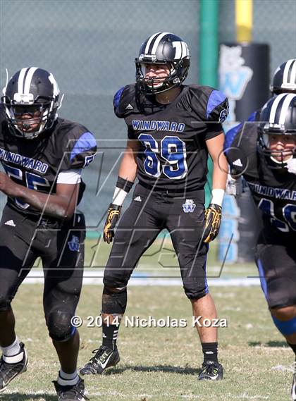 Thumbnail 2 in McAuliffe vs. Windward photogallery.