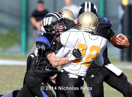 Thumbnail 1 in McAuliffe vs. Windward photogallery.