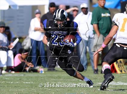 Thumbnail 2 in McAuliffe vs. Windward photogallery.