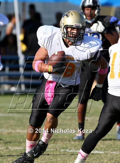 Thumbnail 2 in McAuliffe vs. Windward photogallery.