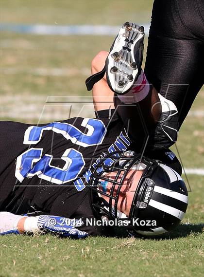 Thumbnail 2 in McAuliffe vs. Windward photogallery.