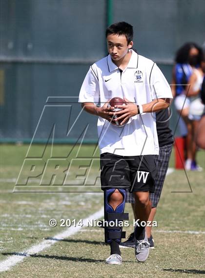 Thumbnail 3 in McAuliffe vs. Windward photogallery.