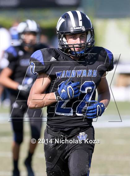 Thumbnail 1 in McAuliffe vs. Windward photogallery.