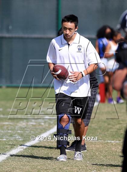 Thumbnail 2 in McAuliffe vs. Windward photogallery.