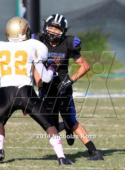 Thumbnail 3 in McAuliffe vs. Windward photogallery.