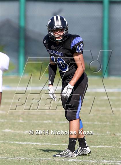 Thumbnail 2 in McAuliffe vs. Windward photogallery.