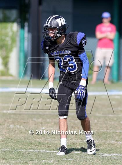 Thumbnail 3 in McAuliffe vs. Windward photogallery.