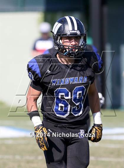 Thumbnail 1 in McAuliffe vs. Windward photogallery.