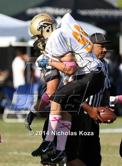 Thumbnail 1 in McAuliffe vs. Windward photogallery.