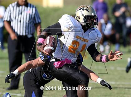 Thumbnail 2 in McAuliffe vs. Windward photogallery.