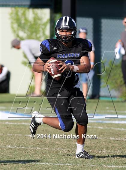 Thumbnail 2 in McAuliffe vs. Windward photogallery.