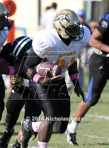 Thumbnail 2 in McAuliffe vs. Windward photogallery.