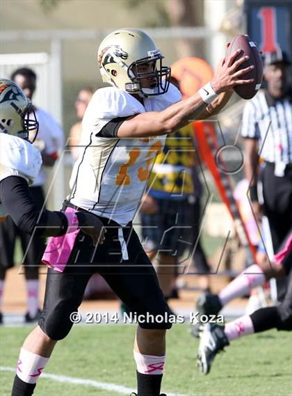 Thumbnail 2 in McAuliffe vs. Windward photogallery.