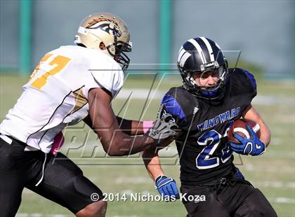Thumbnail 2 in McAuliffe vs. Windward photogallery.
