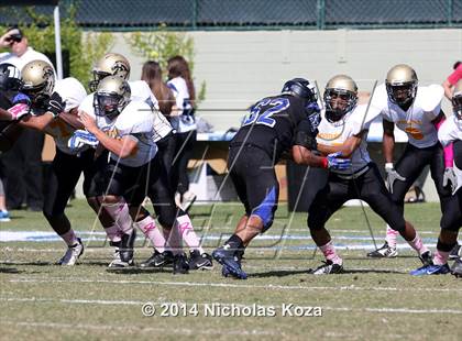Thumbnail 2 in McAuliffe vs. Windward photogallery.