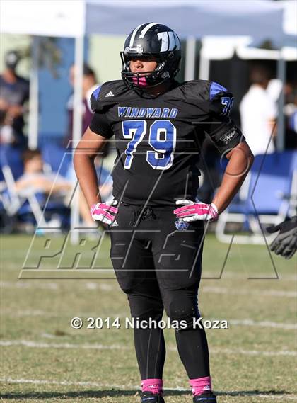 Thumbnail 3 in McAuliffe vs. Windward photogallery.