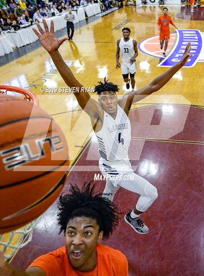 Thumbnail 2 in Bishop Gorman vs. La Lumiere (GEICO National Tournament Quarterfinal) photogallery.