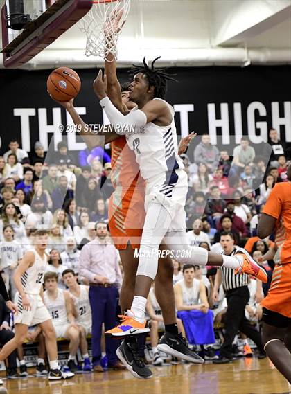 Thumbnail 1 in Bishop Gorman vs. La Lumiere (GEICO National Tournament Quarterfinal) photogallery.