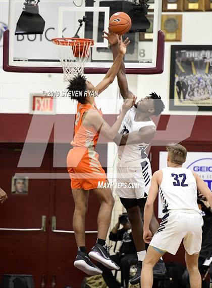 Thumbnail 2 in Bishop Gorman vs. La Lumiere (GEICO National Tournament Quarterfinal) photogallery.