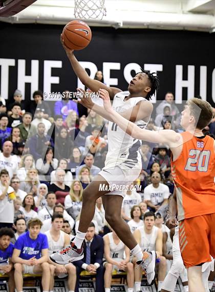 Thumbnail 3 in Bishop Gorman vs. La Lumiere (GEICO National Tournament Quarterfinal) photogallery.