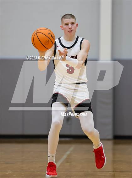 Thumbnail 3 in eStem vs. Owasso (Hoopin on the Hill) photogallery.
