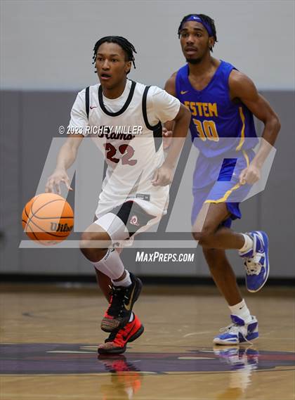 Thumbnail 3 in eStem vs. Owasso (Hoopin on the Hill) photogallery.
