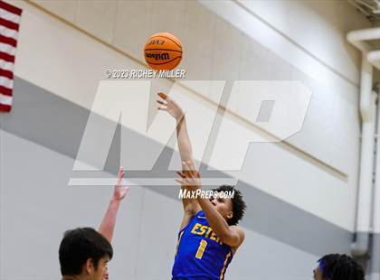 Thumbnail 3 in eStem vs. Owasso (Hoopin on the Hill) photogallery.